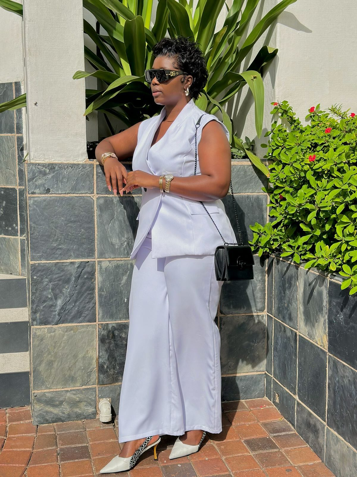 White Formal Sleeveless Suit