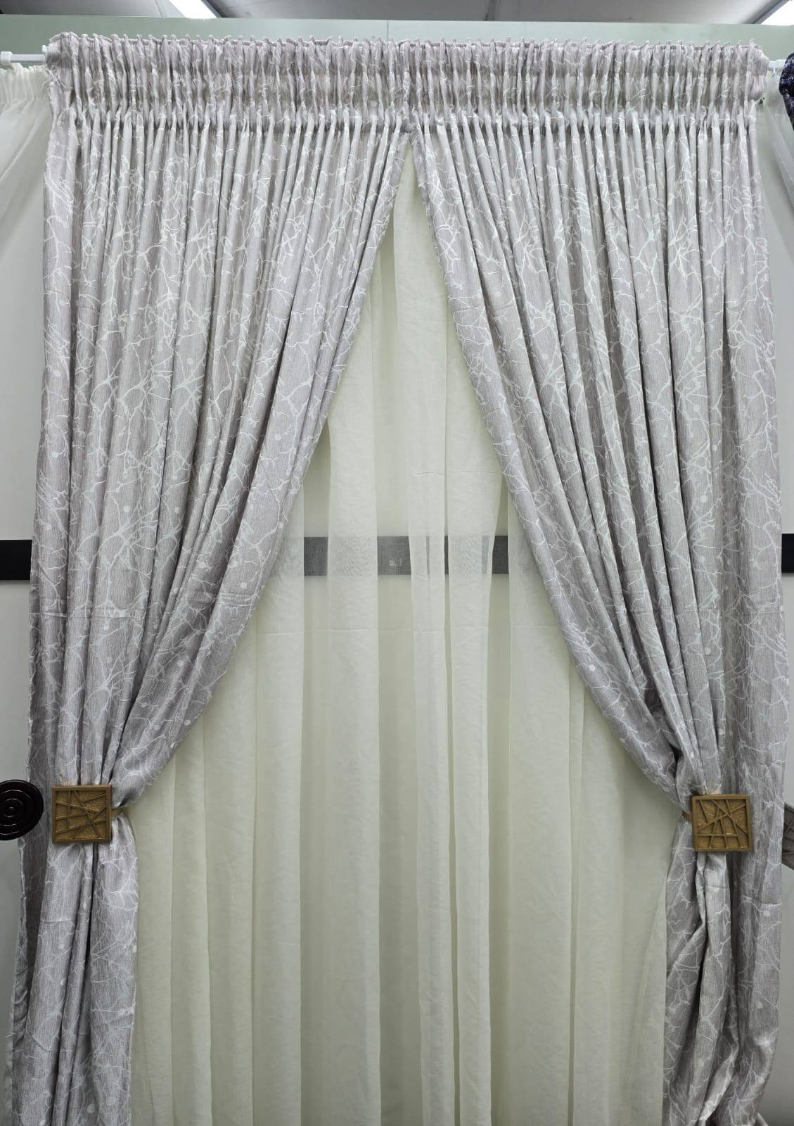 Curtains 2.5M AND 5M