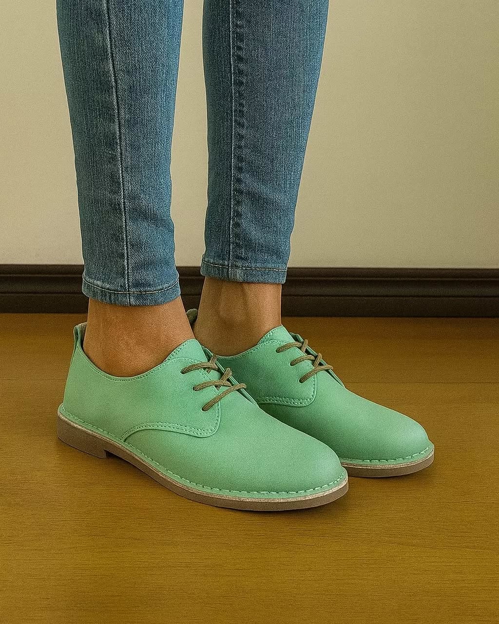 Colourful Vellies Available