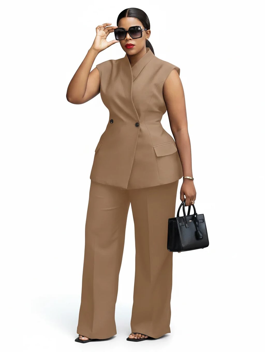 Elegant Sleeveless Suit