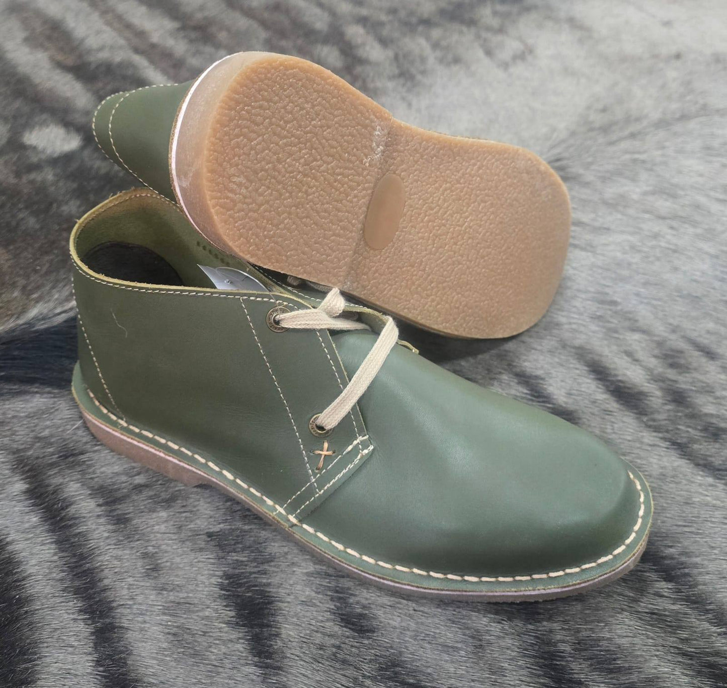 Men Lace Up Genuine Leather Vellies