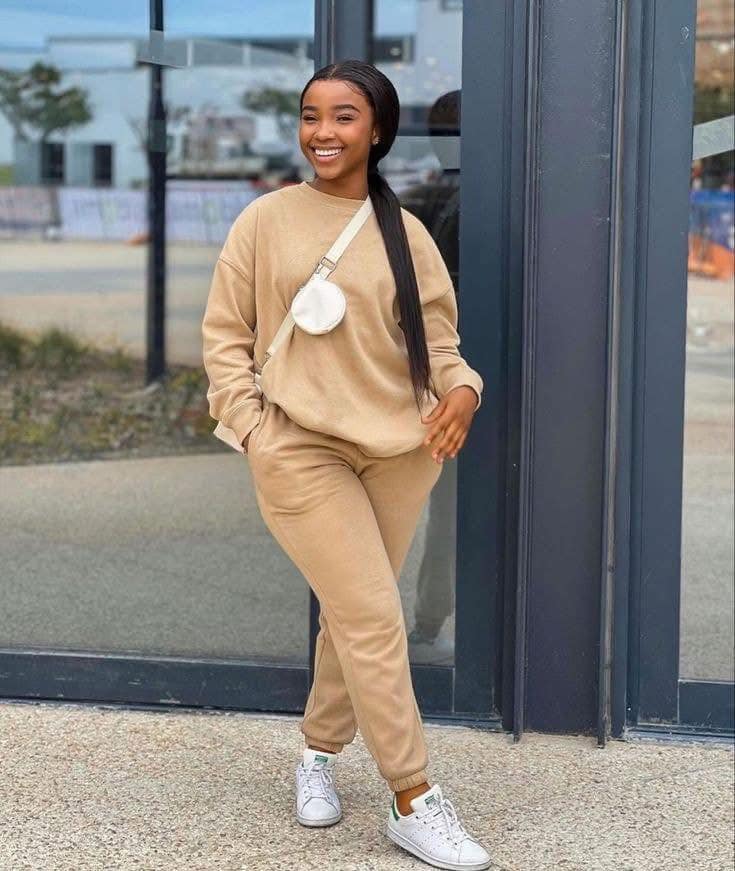 Round Neck Two Piece Tracksuit